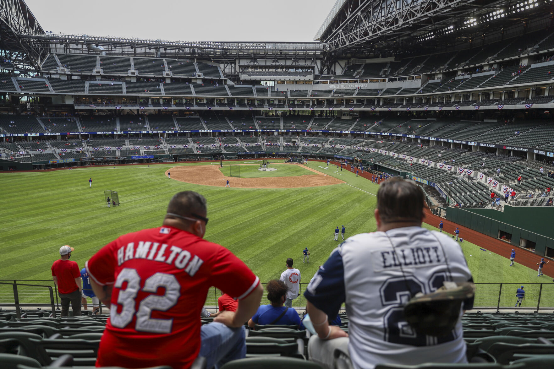 Photos: Texas Rangers play in front of fans at Globe Life Field for the first time